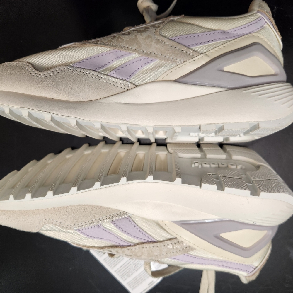 Women's Reebok Running Shoes - Picture 5 of 6